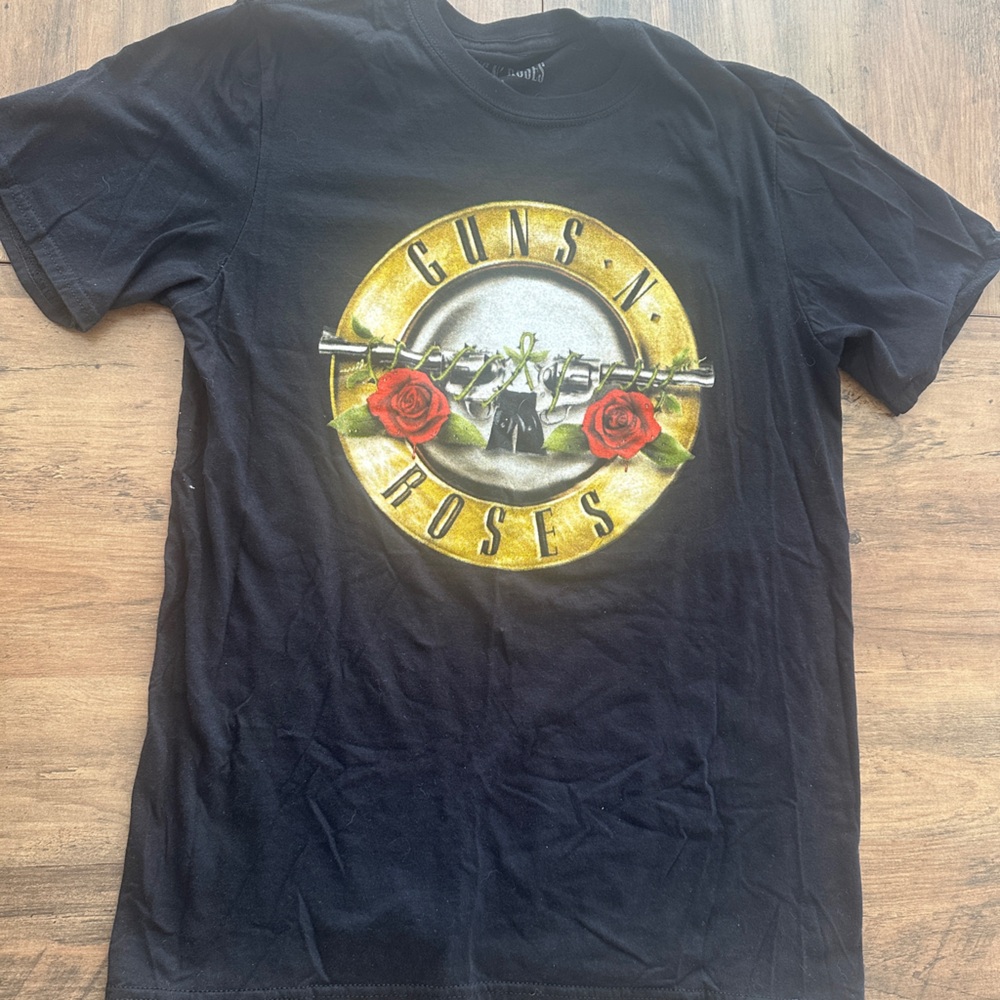 Guns N' Roses Black Short Sleeve Tee